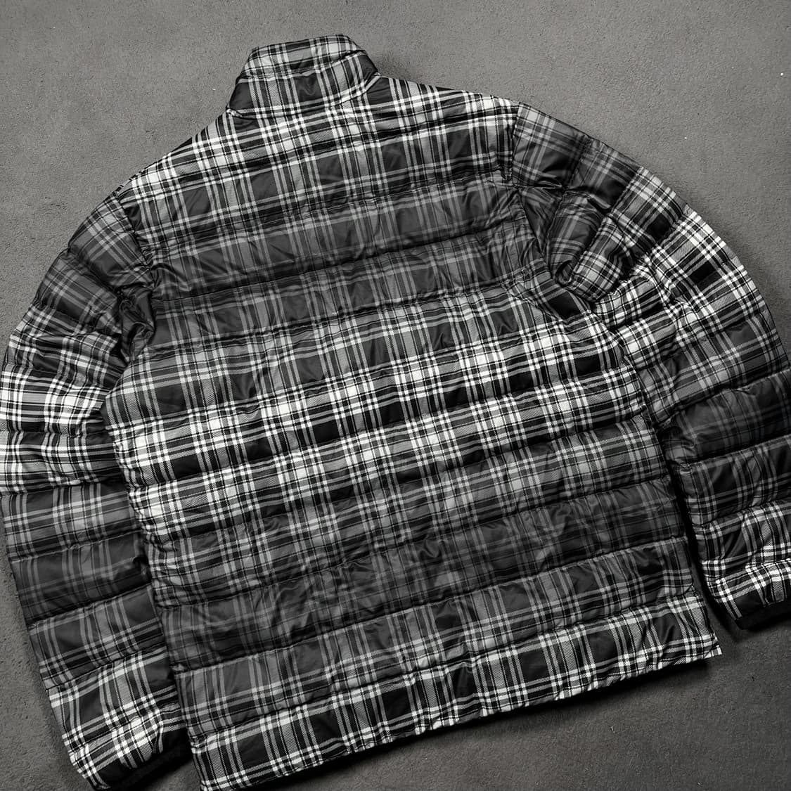 나이키 ACG 체크패턴 투웨이 구스다운 경량패딩 상품이미지6