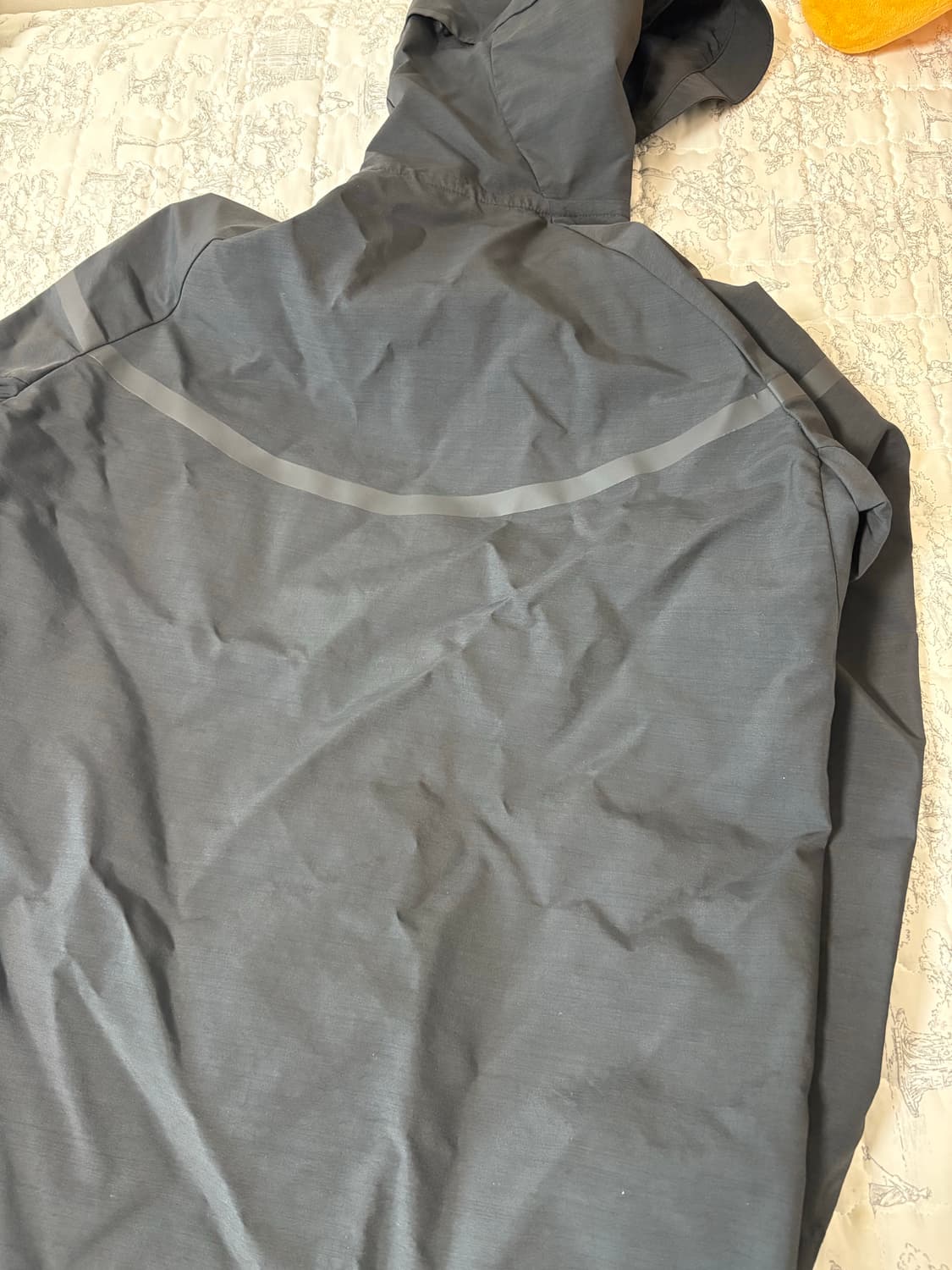 나이키 테크팩 바람막이 상품이미지2