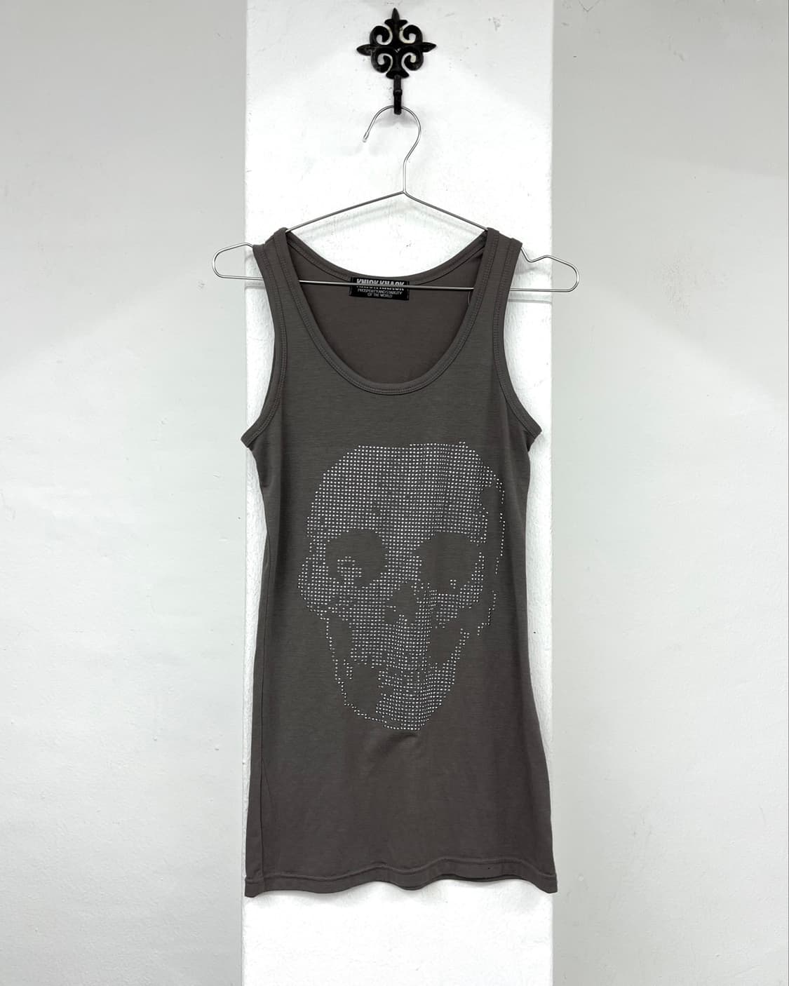 chacoal brown skull cubic sleeveless 상품이미지3
