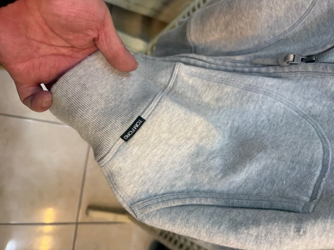 50/100 정품 톰포드 후드집업 팝니다 상품이미지5