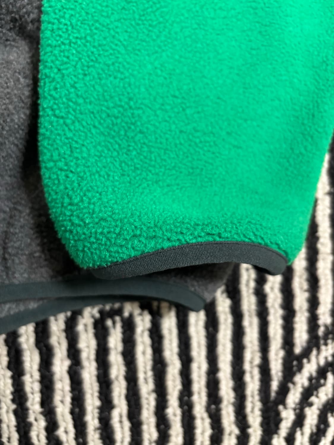 파타고니아 신칠라 헤비웨이트 판매합니다 상품이미지3