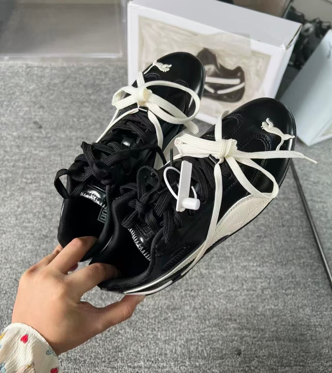 푸마 x 로제 스피드캣 PRM 블랙 웜 화이트 235mm 상품이미지6