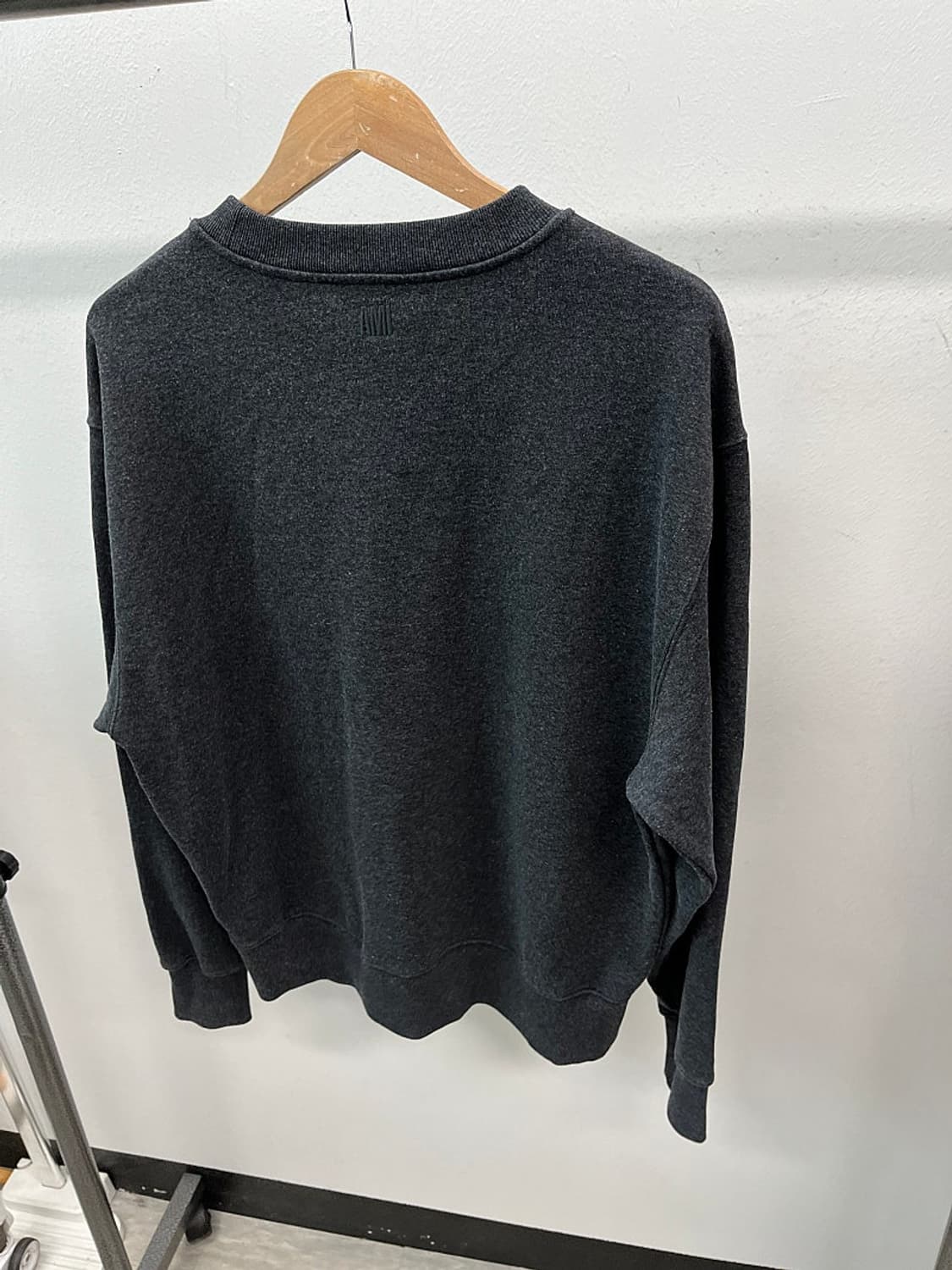 100-105) 아미 하트패치 맨투맨  상품이미지6