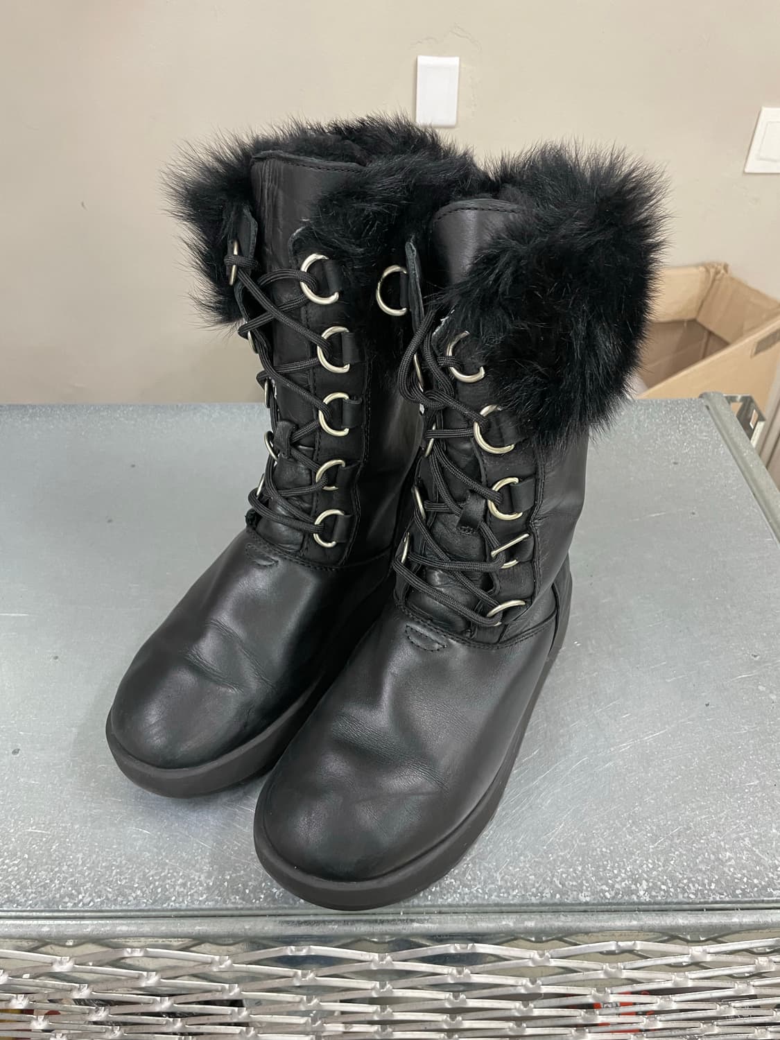 어그 Aya 워터프루프 레더 부츠 240 상품이미지2