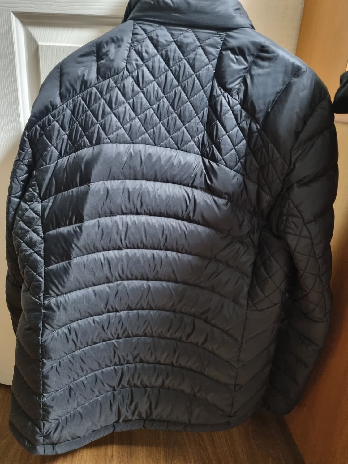 아식스 경량패딩 상품이미지3