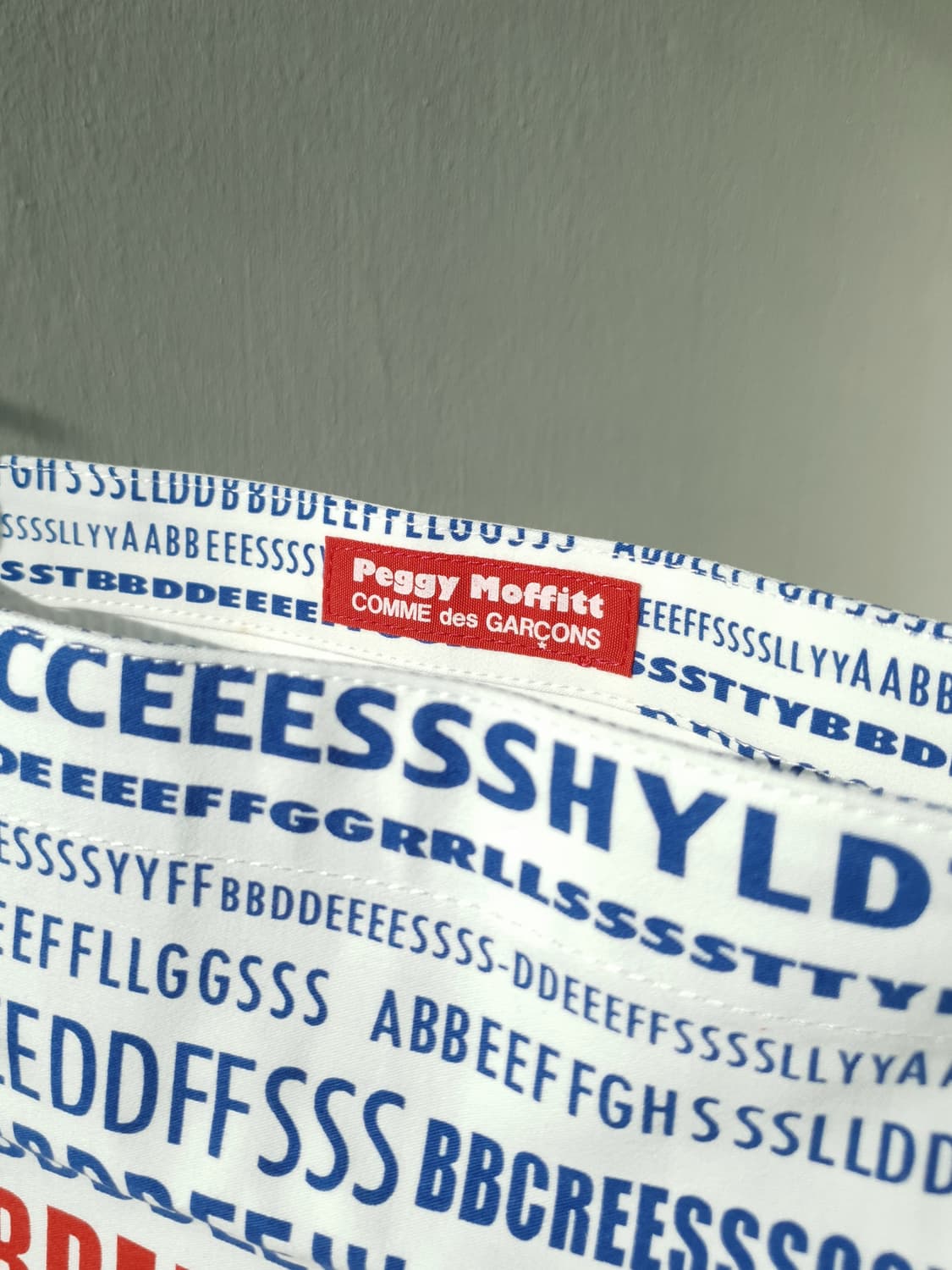 CDG x Peggy Moffitt cross bag 상품이미지6