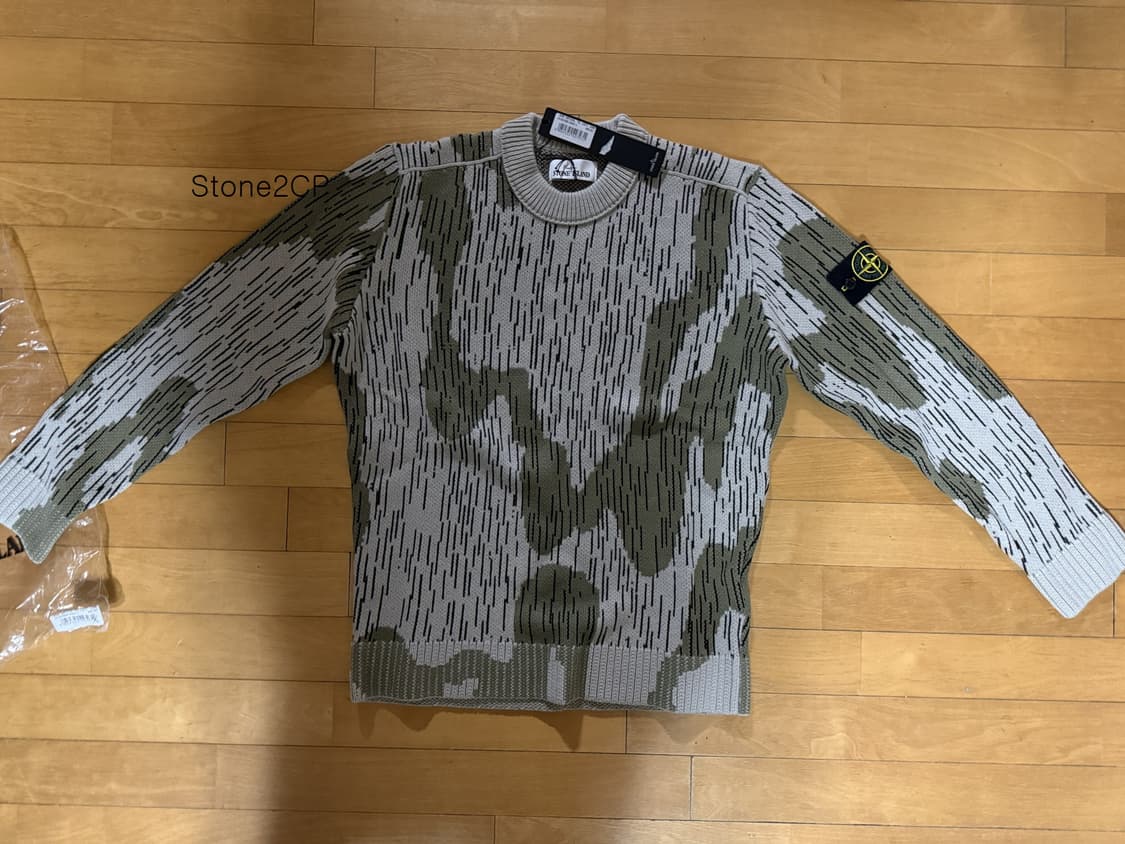 스톤아일랜드 레인 카모 자카드 크루넥 니트 상품이미지2