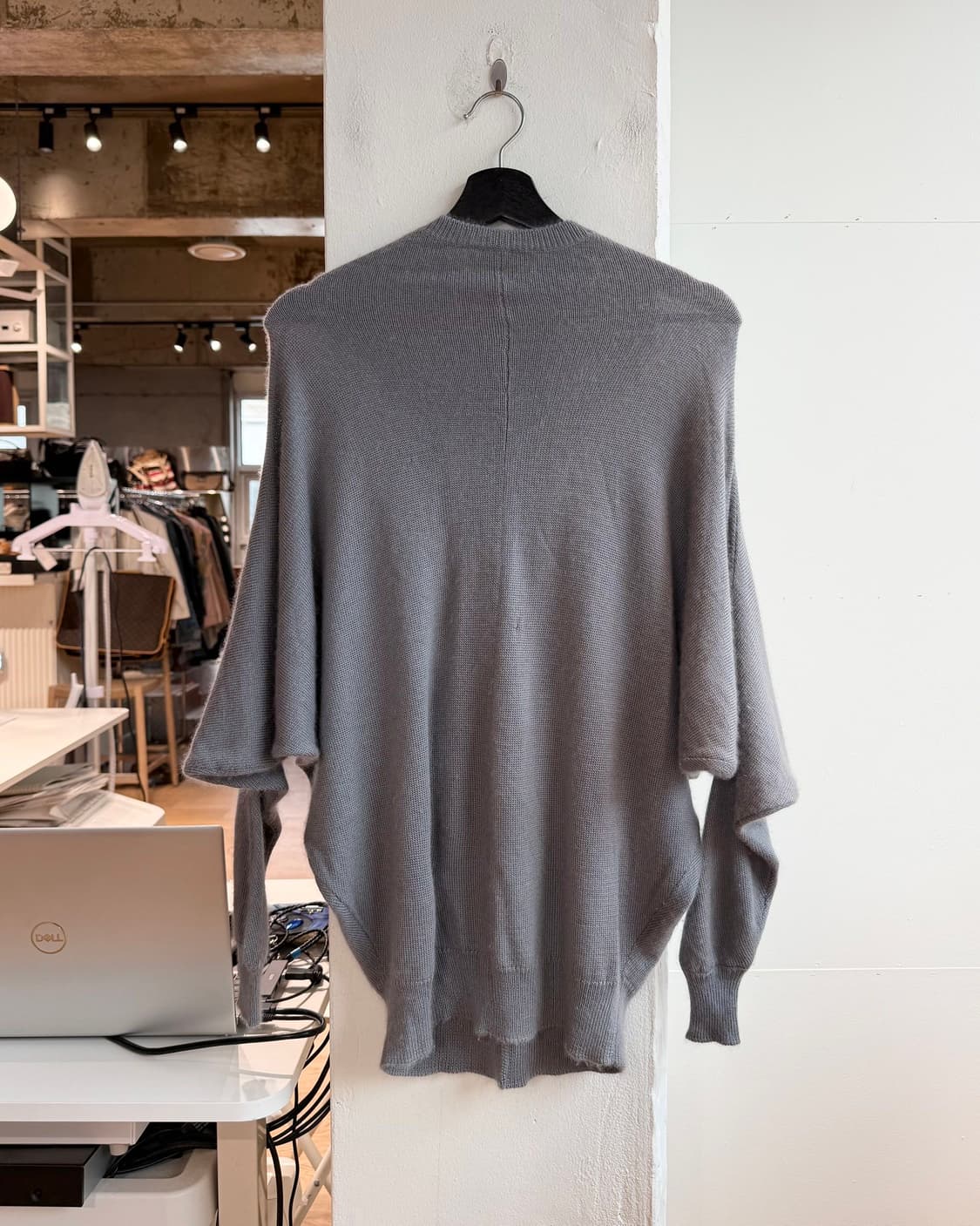 루이비통 그레이 캐시미어 혼방 하이넥 니트  상품이미지7