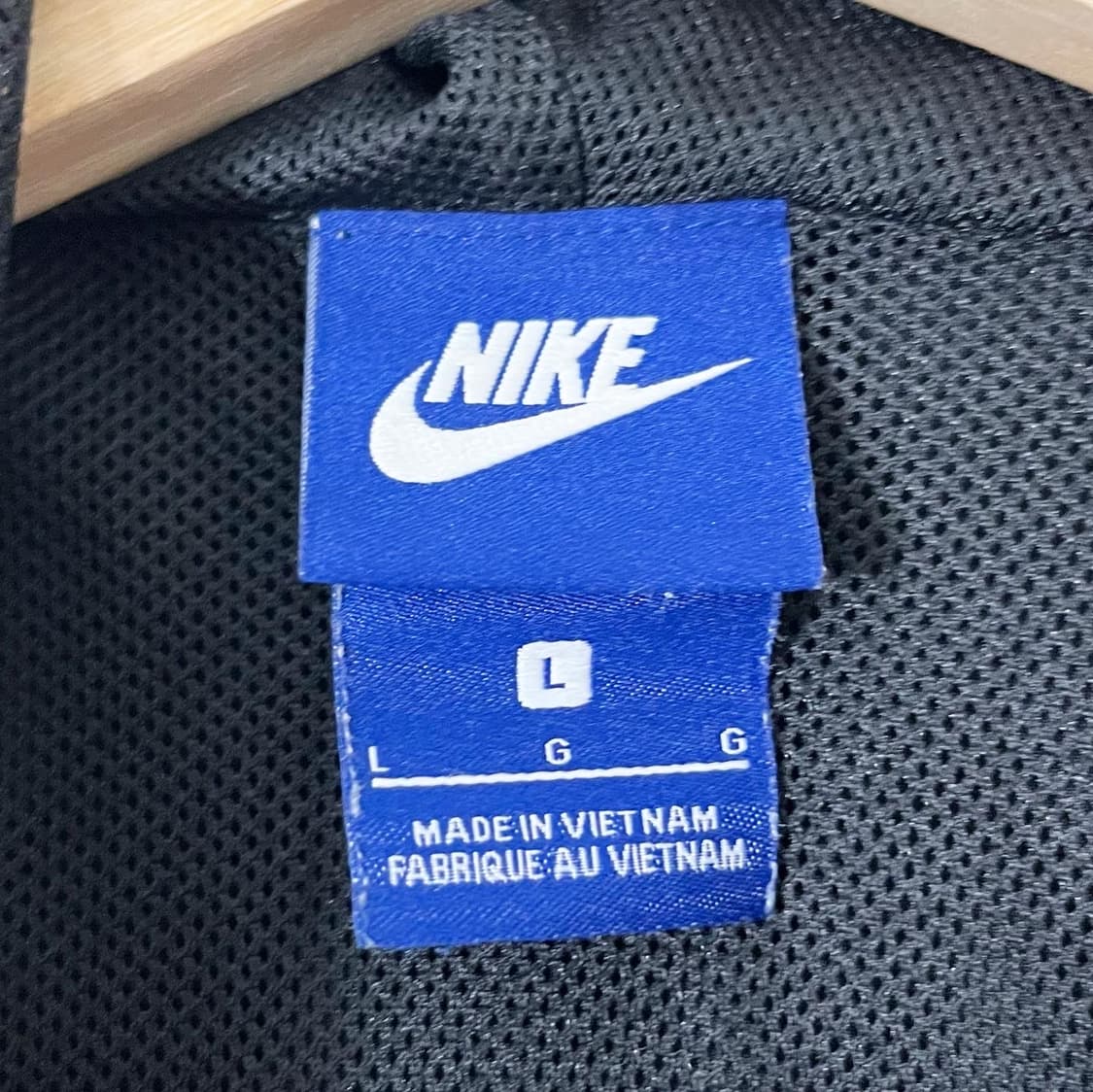 나이키 블랙 후드 로고 윈드브레이커 상품이미지7