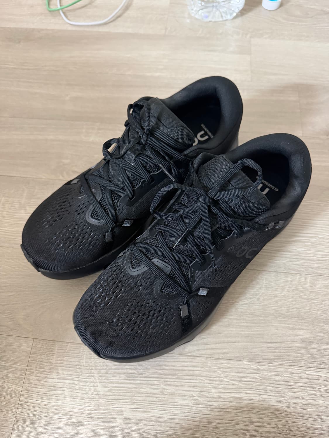 온러닝 클라우드서퍼2 새상품 265 상품이미지1