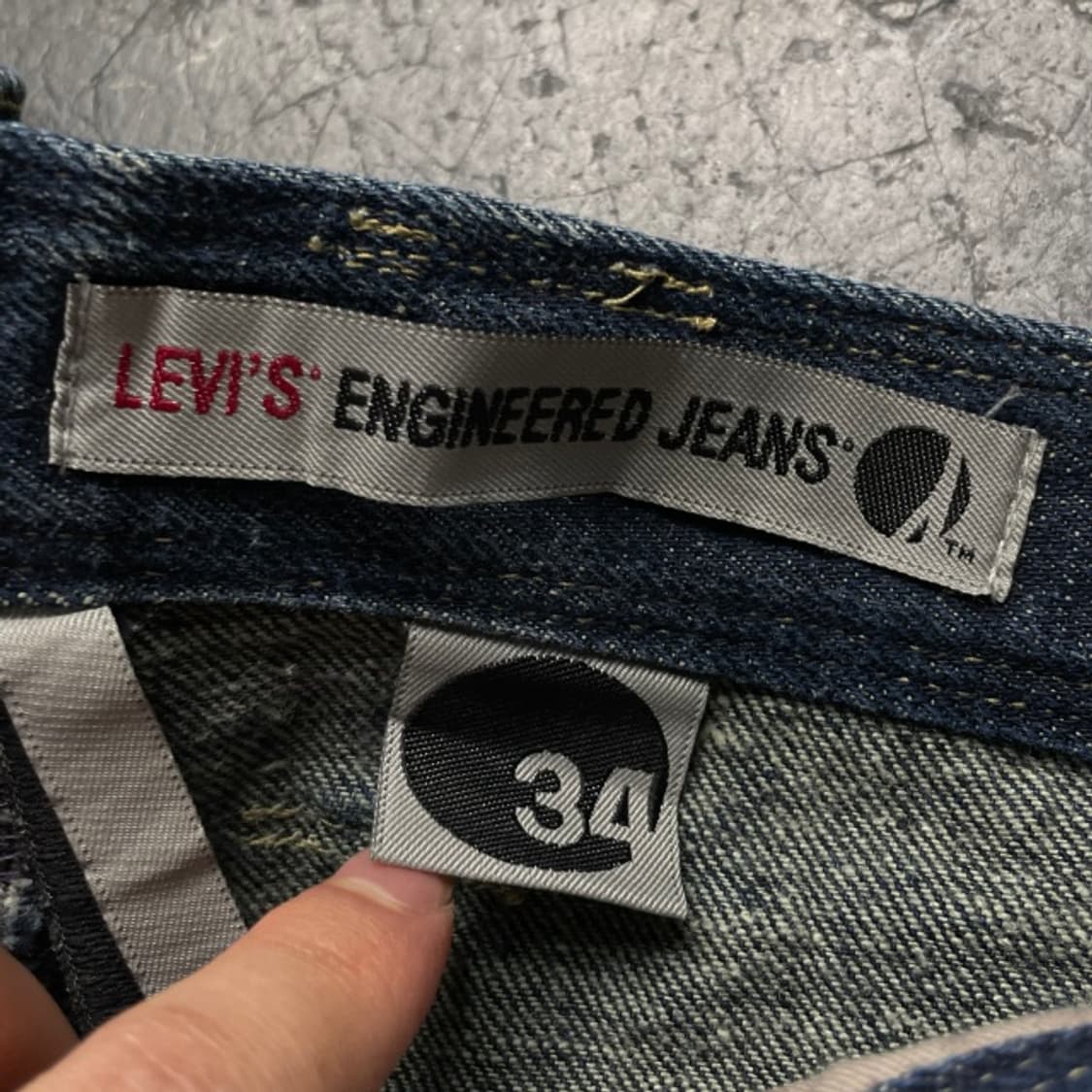 34 리바이스 엔지니어드 청바지  상품이미지3