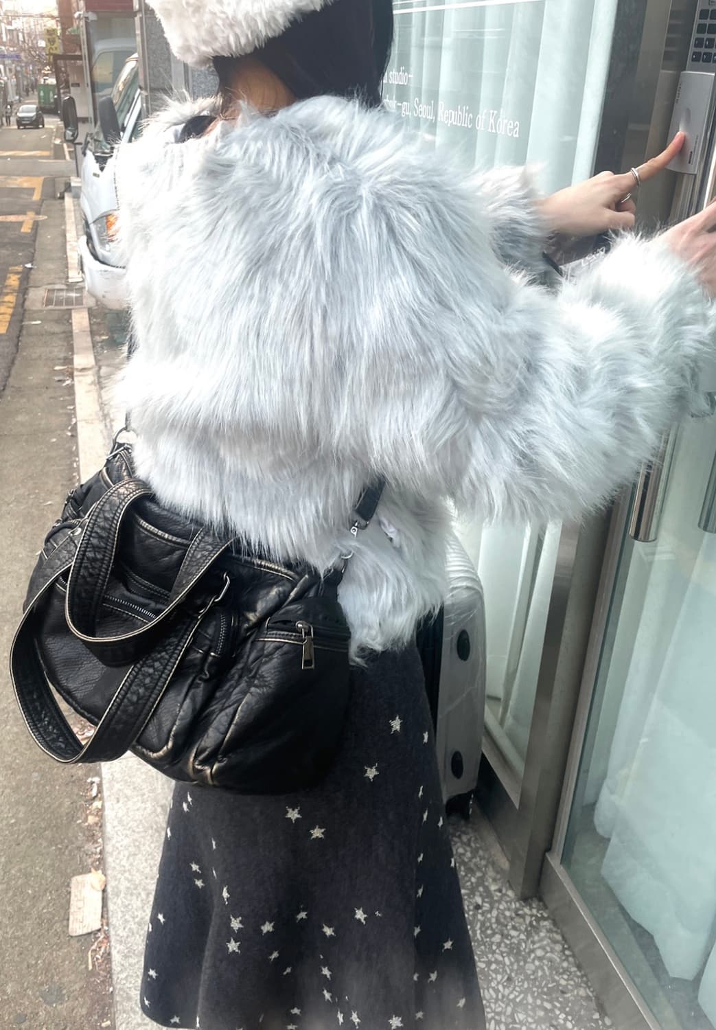 이즈이즈 fog fur jacket 그레이 상품이미지2