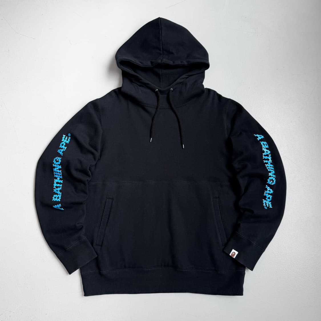 베이프 스왈로브스키 사이드라인 풀오버 후드티 상품이미지2