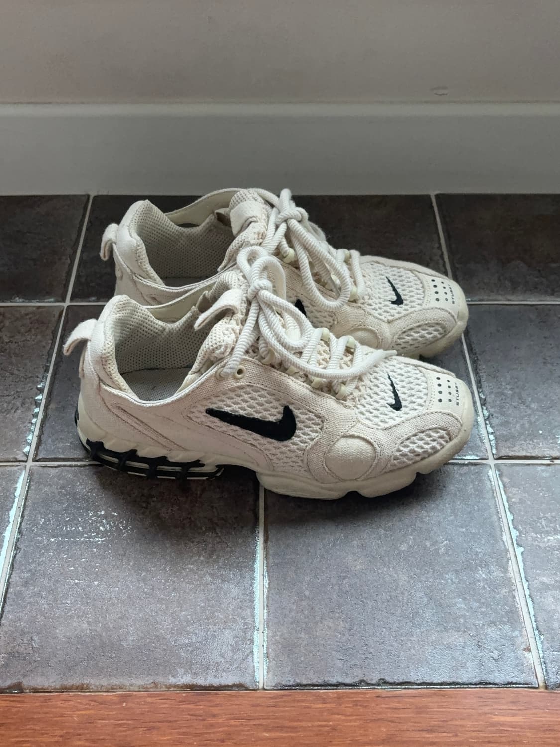 나이키 x 스투시 에어 줌 스피리돈 케이지 2 파슬 상품이미지5