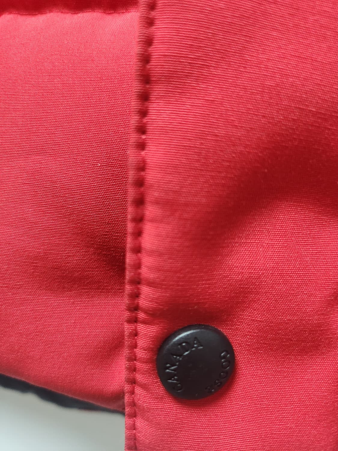 캐나다구스 조끼패딩 M(100사이즈) 팝니다. 상품이미지3