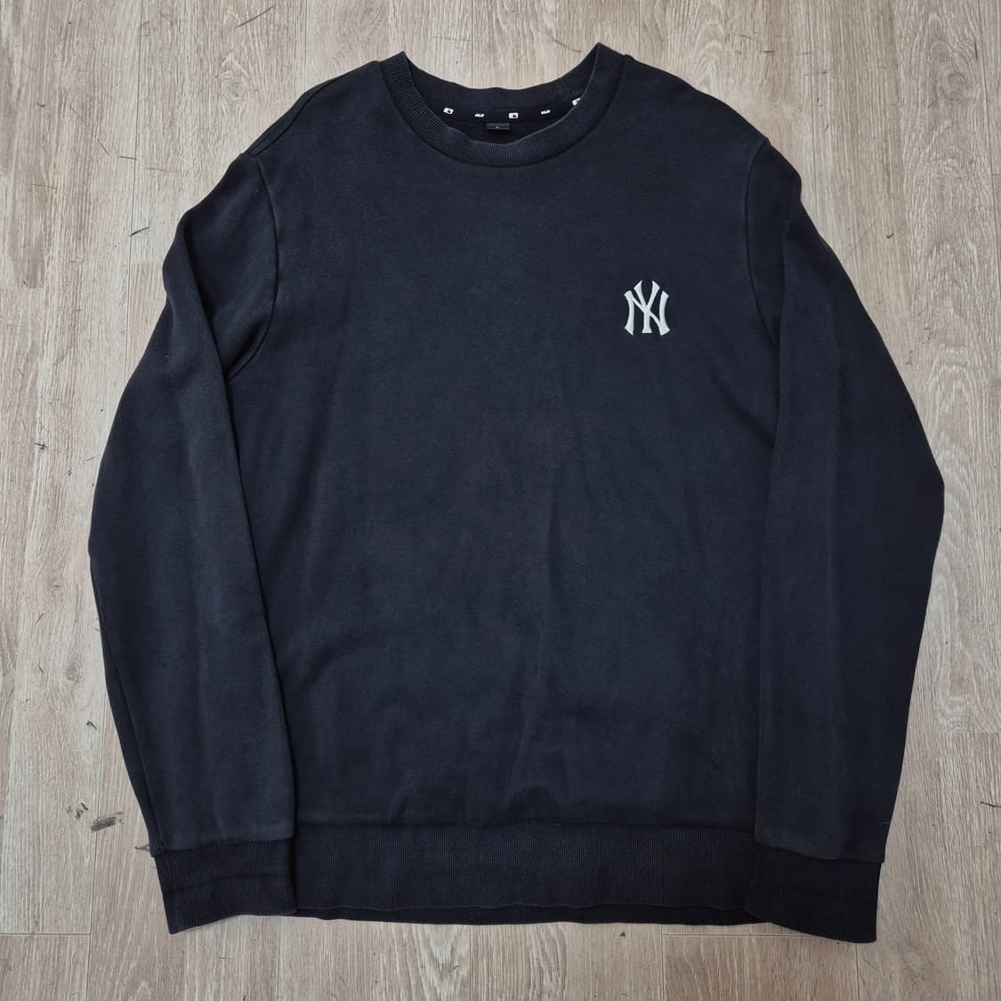 MLB 뉴욕양키스 자수로고 빅프린팅 맨투맨 L(100) 상품이미지1