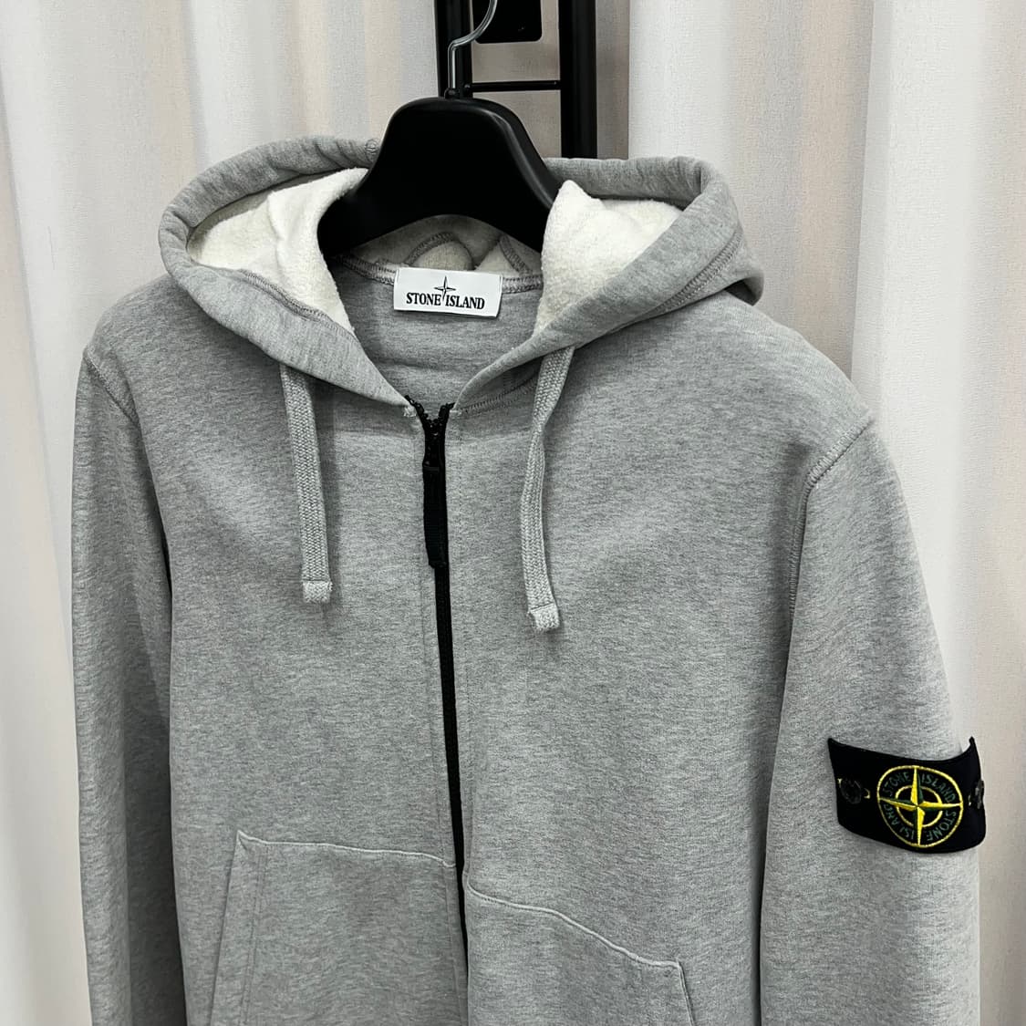 스톤아일랜드 후드집업 그레이 (L) 상품이미지3