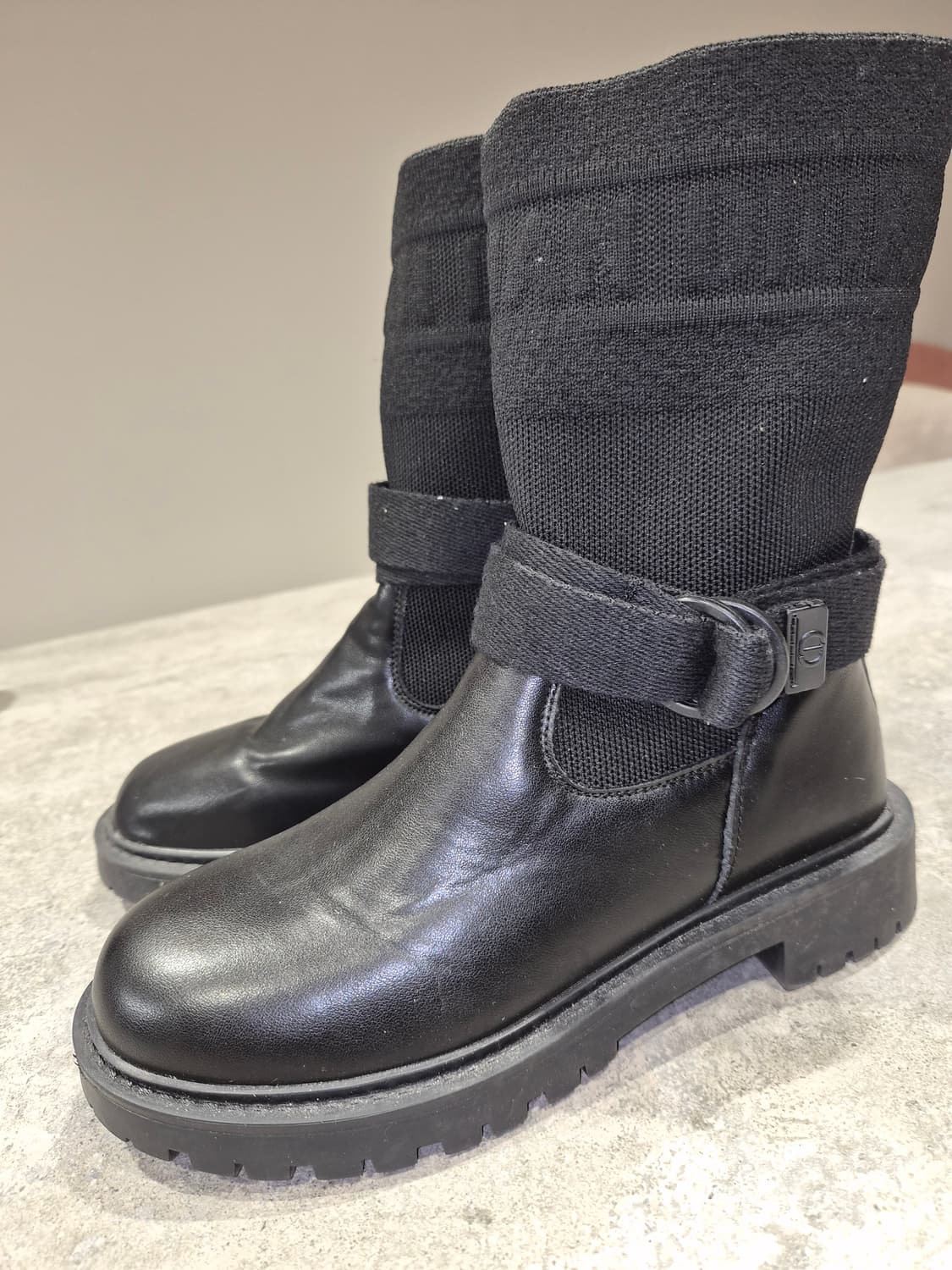 Dior 블랙 앵클 부츠 상품이미지2