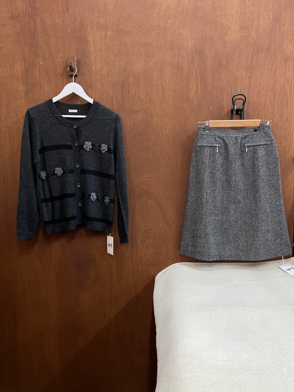 플라워 장식 가디건 그레이 상품이미지10