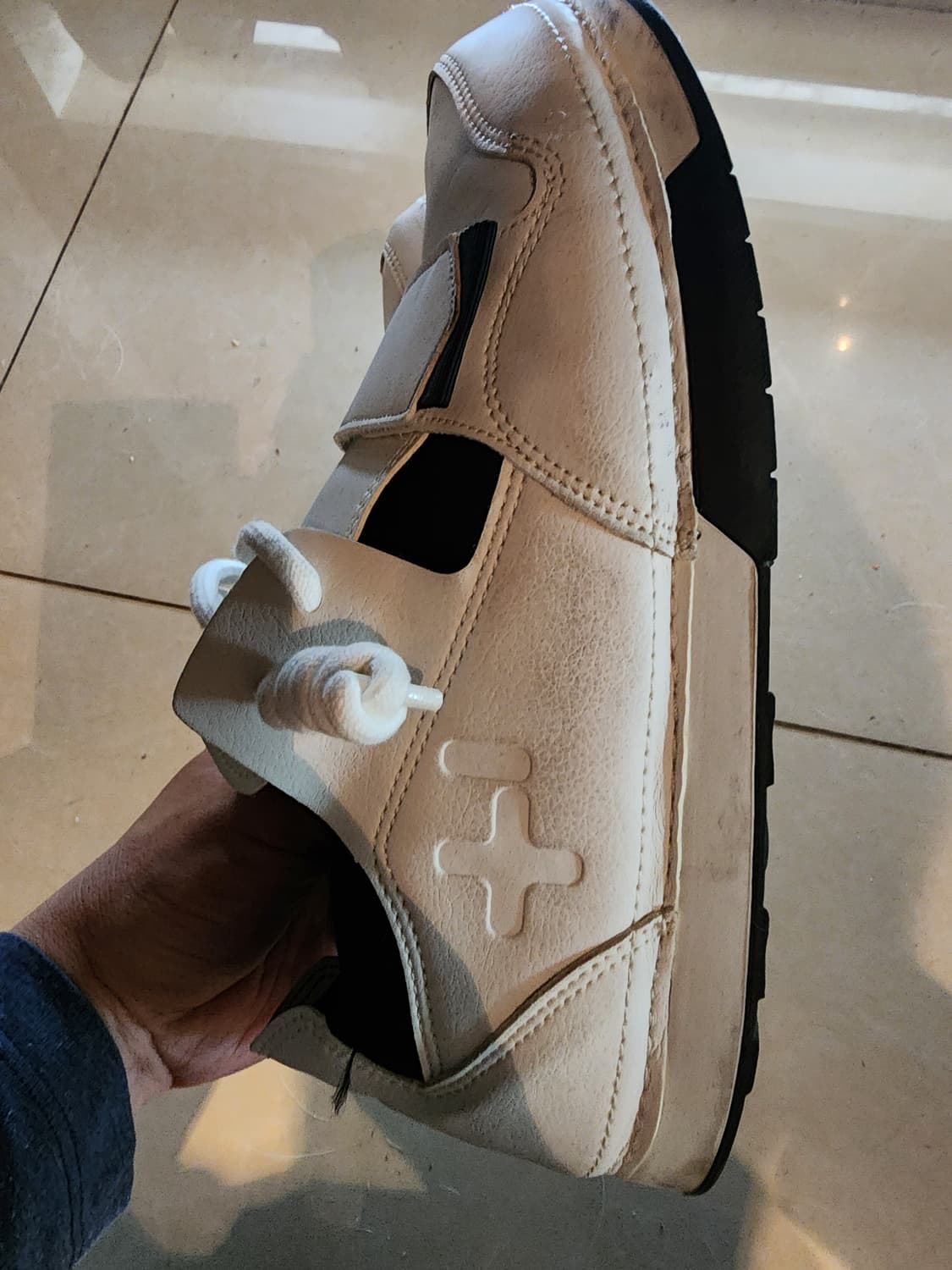 OTZ 오찌 스니커즈 팜. 270mm사이즈 화이트 발편한 운동화 상품이미지5