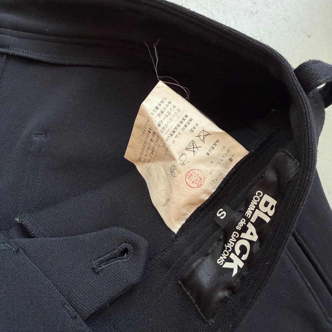 꼼데가르송 블랙 드롭 크로치 와이드 쇼츠 상품이미지6