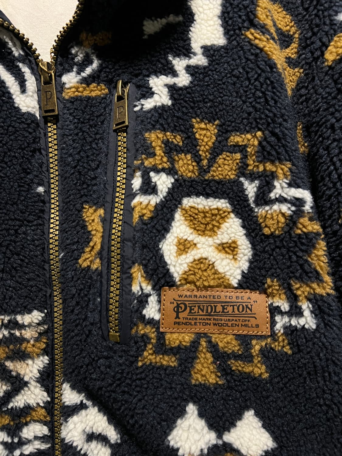 [S]펜들턴 USA 나바호 패턴 네이비 플리스 자켓 상품이미지3