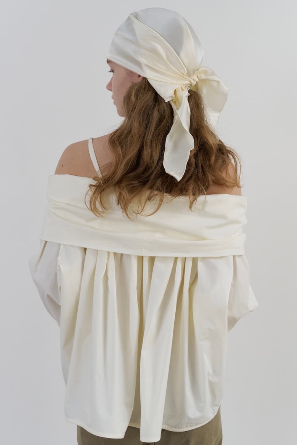 리본빛 Julian Blouse - Ivory 상품이미지10