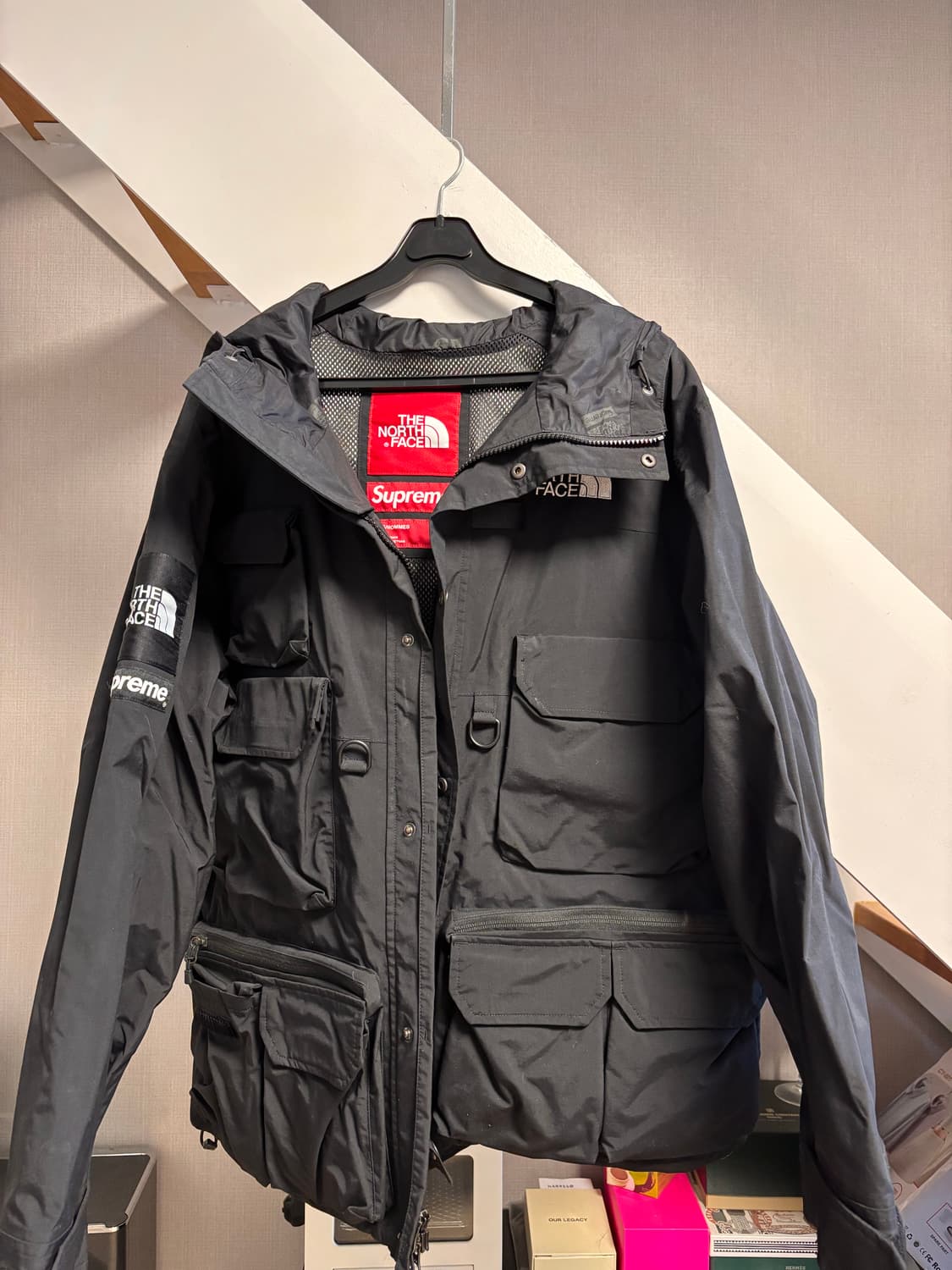 [L]슈프림 x 노스페이스 카고 자켓 블랙 - 20SS 상품이미지2