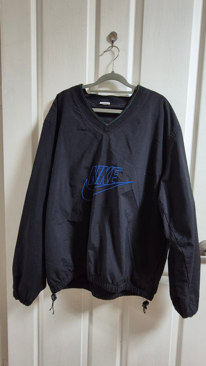 나이키 나일론 브이넥 웜업 블랙 블루로고 상품이미지1