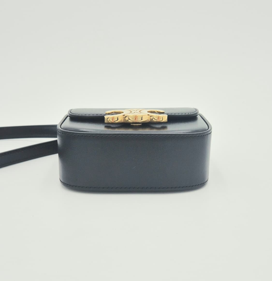 셀린느 미니 트리옹프 크로스백 10I513DPV 상품이미지7