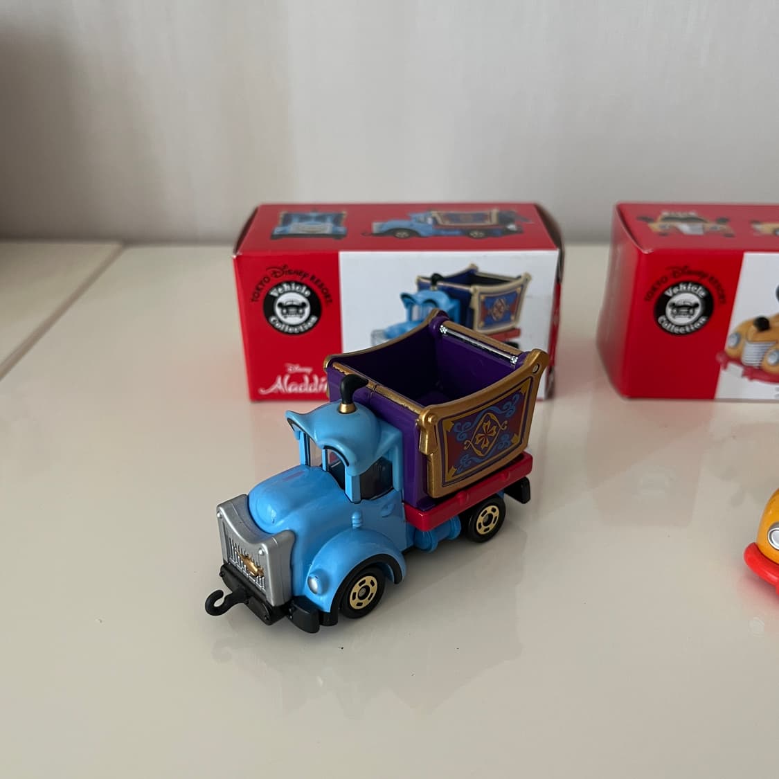 도쿄디즈니리조트 한정 토미카 알라딘 지니 플루토 상품이미지2