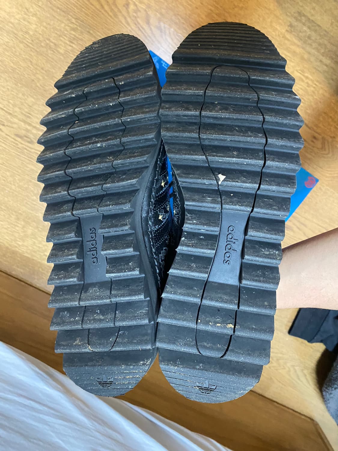 아디다스 클랏 슈퍼스타 코어 블랙 카본 290 상품이미지5