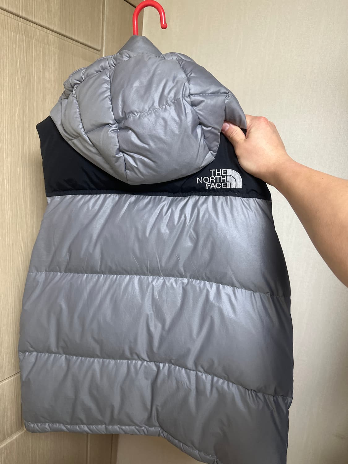 노스페이스패딩조끼 95 (한국L) 후드패딩조끼 상품이미지2