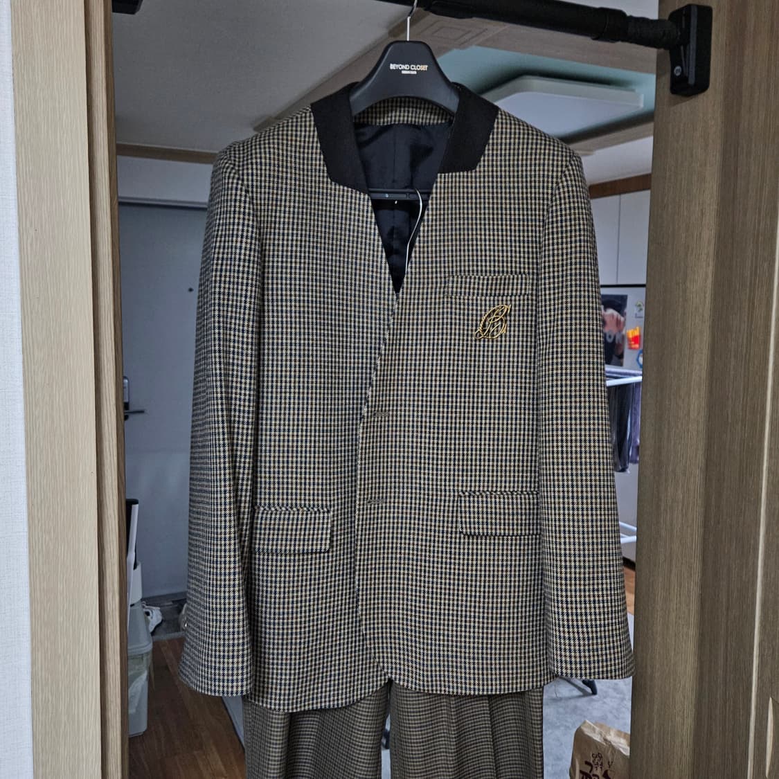 비욘드클로젯 파리지앵 카라리스 하운드투스 블레이저 M 상품이미지1