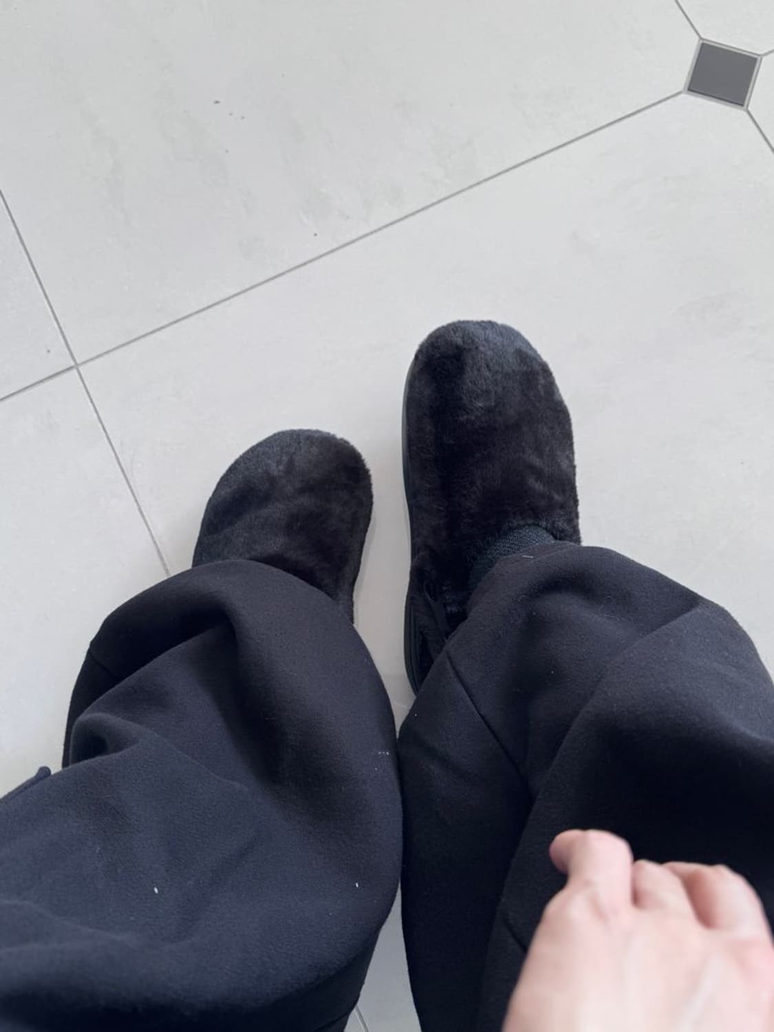 CLASSIC UNFURGETTABLE CROCS 상품이미지2