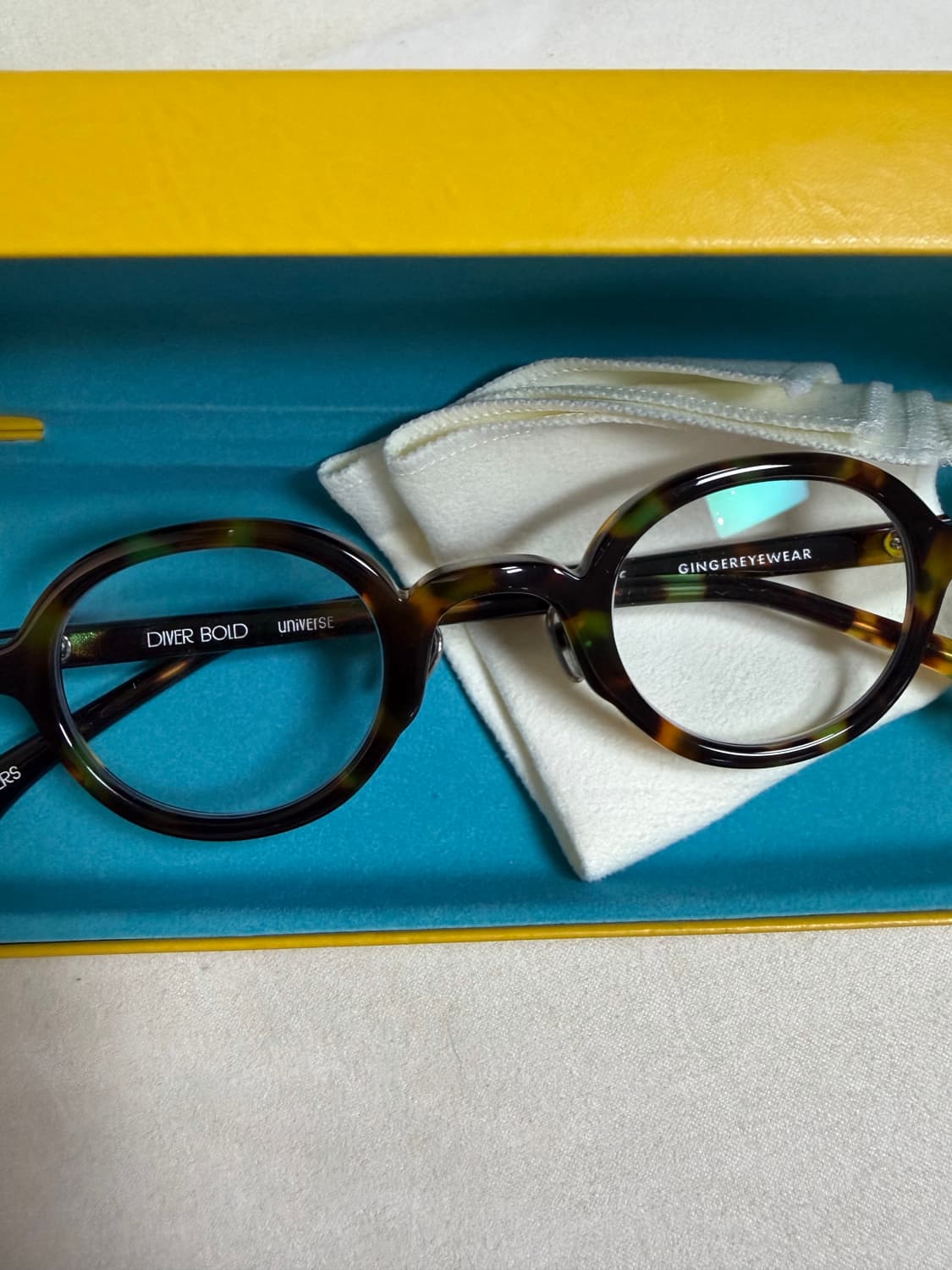 진저아이웨어 다이버 볼드 유니버스 상품이미지1