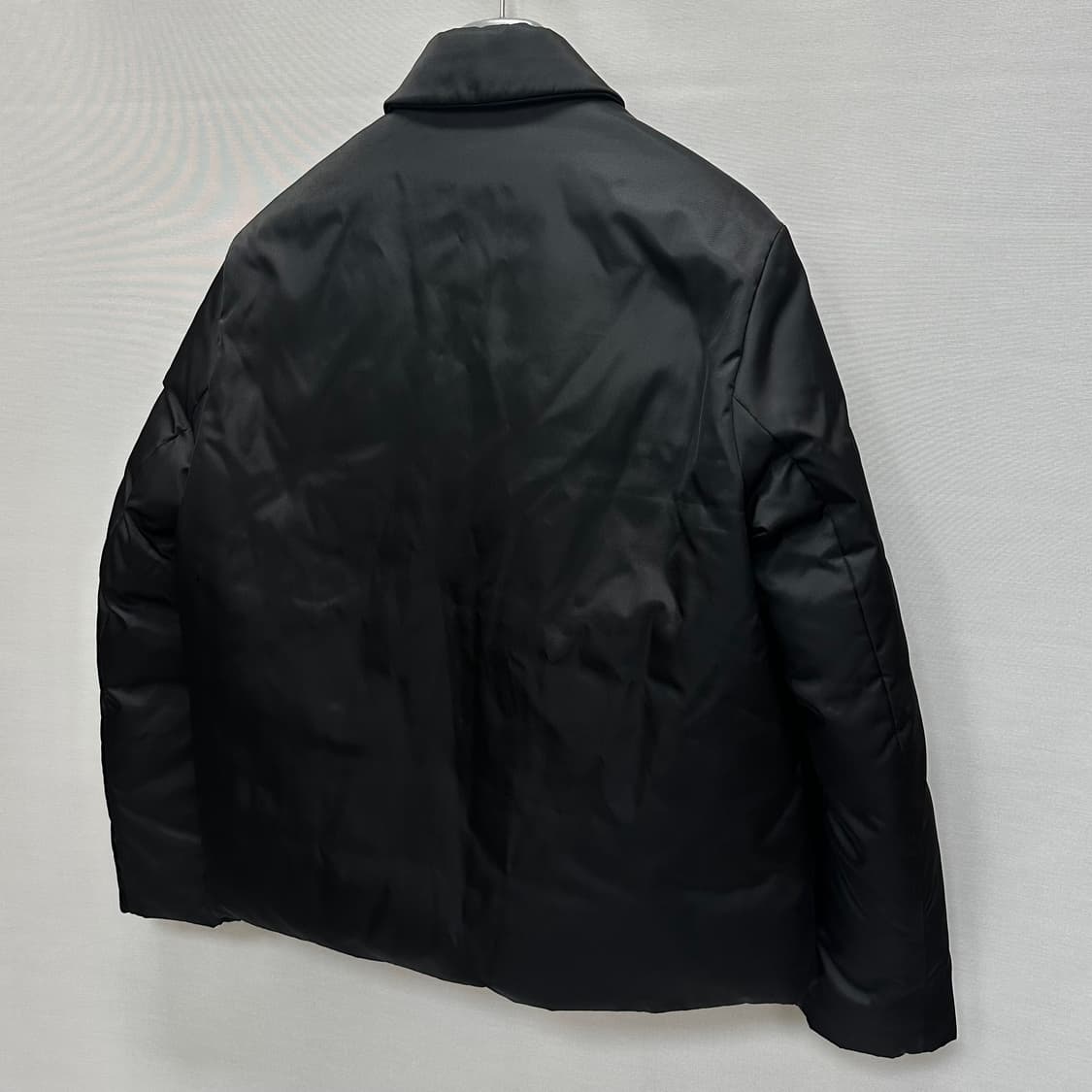 프라다 리나일론 크롭 패딩 자켓 ( 95~100 ) 상품이미지5