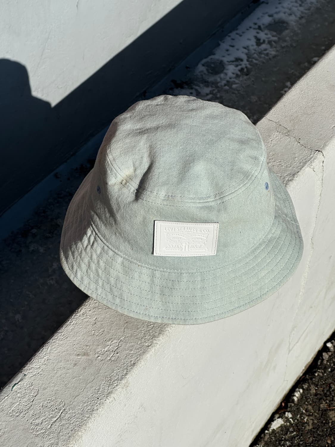 [L] 리바이스 연청 워싱 버킷햇 모자 상품이미지1