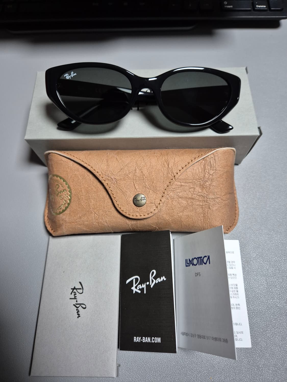 레이밴(레이벤) 캣아이 블랙 선글라스 RB4457D 상품이미지3