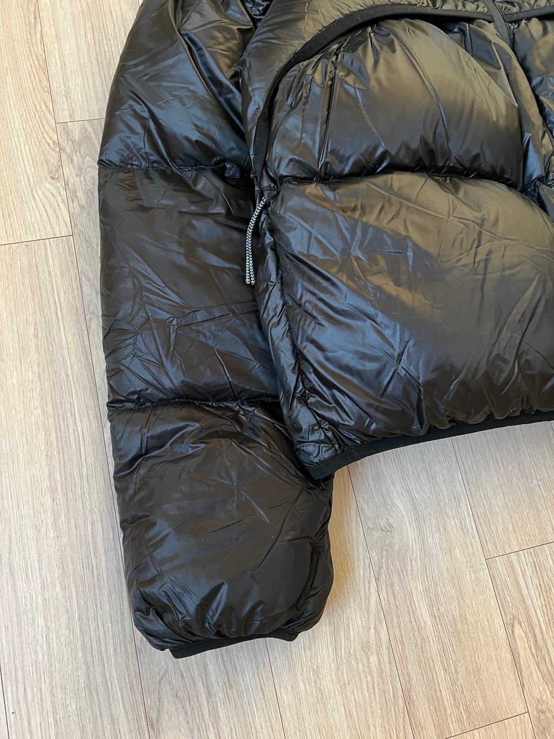 (새상품) 로아 라이드 700 필 파워 다운 자켓 블랙 상품이미지2