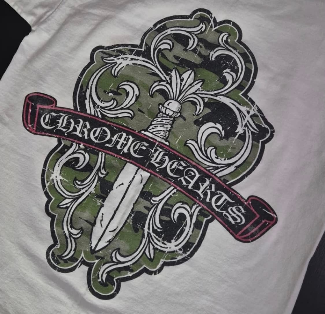 크롬하츠 대거 카모 티셔츠  상품이미지1