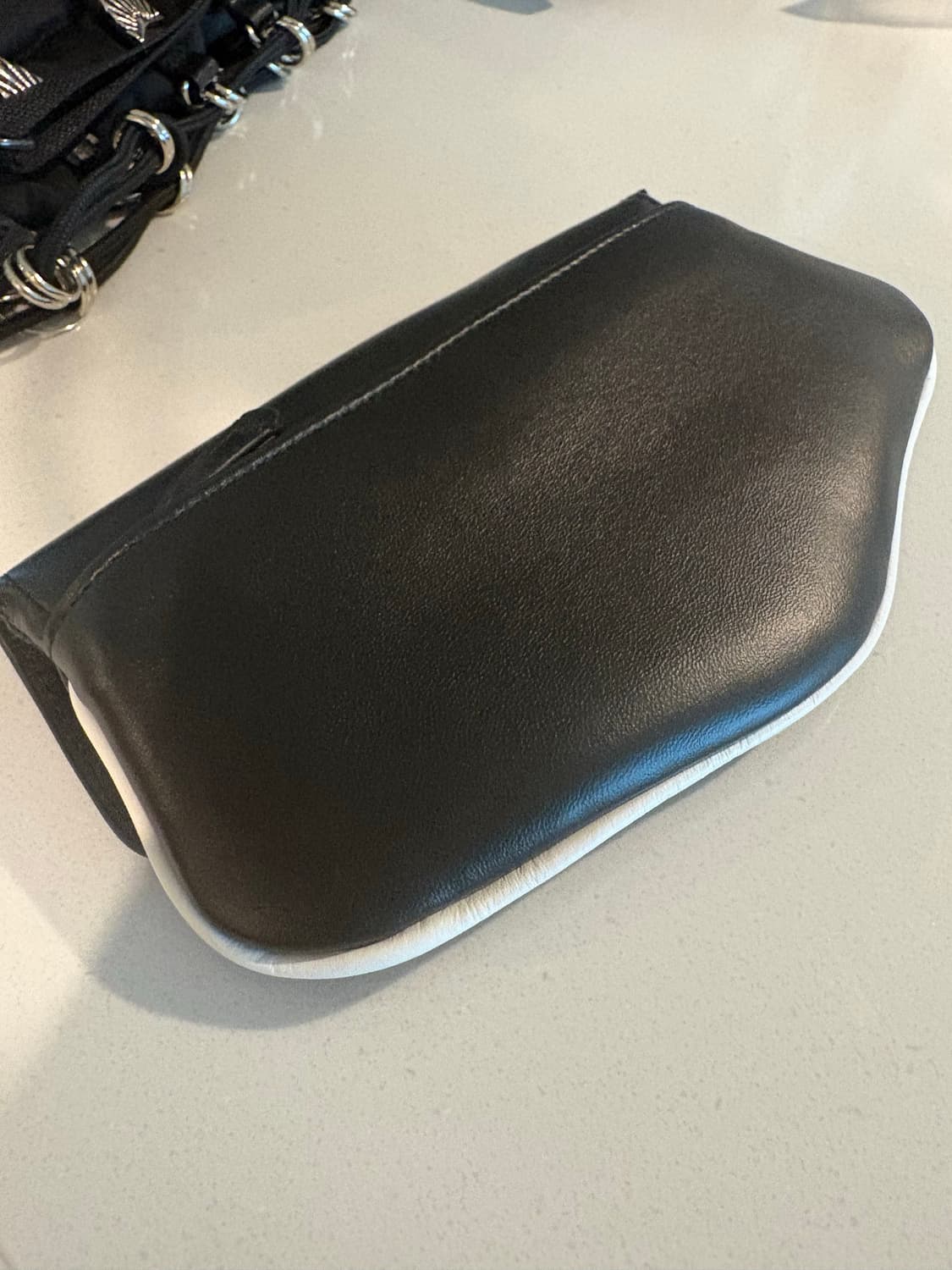 키코 코스타디노브 Mezulari Wallet (Onyx Black) 상품이미지4