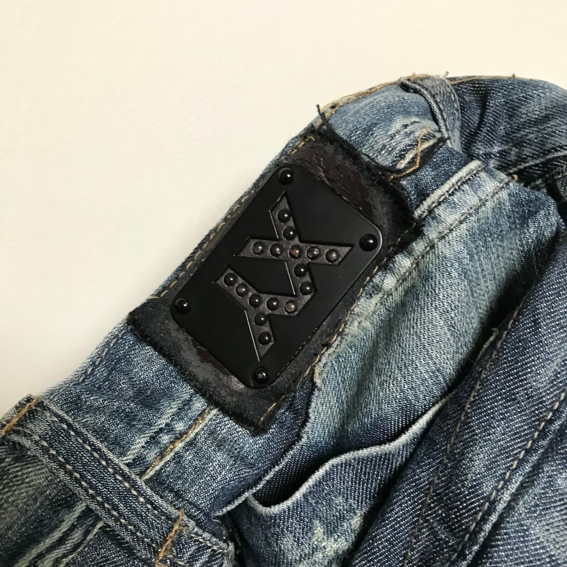 XY 캣워싱 디테일 데님 팬츠 상품이미지8