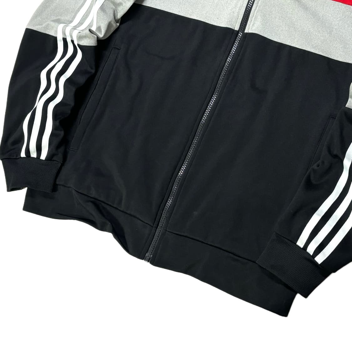 아디다스 맨유 져지 스포티 트랙탑 검흰 블랙 상품이미지3