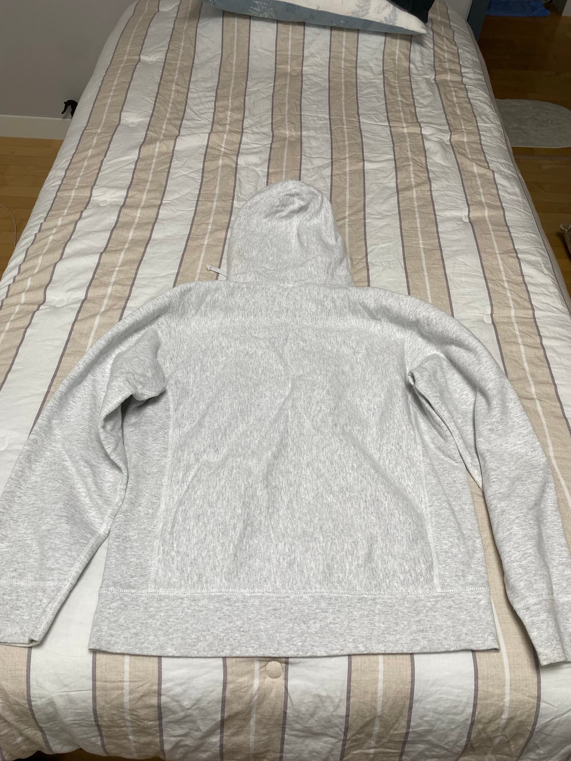 슈프림 후드티 팝니다 상품이미지2