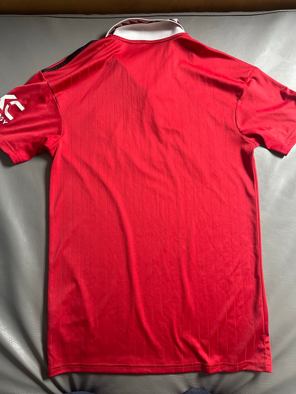 22-23 맨유 홈 유니폼 상품이미지2