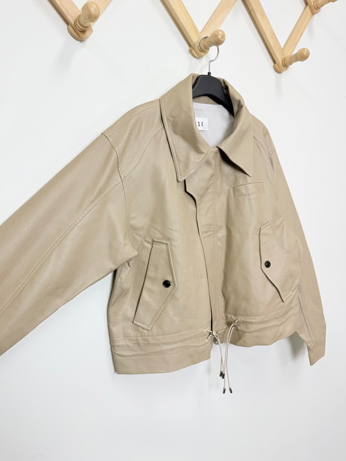 새상품 유즈 YUSE 스티치라인 에코레더 자켓 상품이미지5