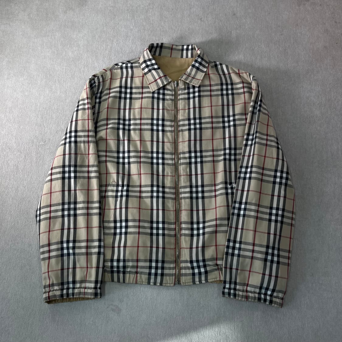 100 버버리 기마로고 리버시블 노바체크 왁스 자켓 상품이미지1
