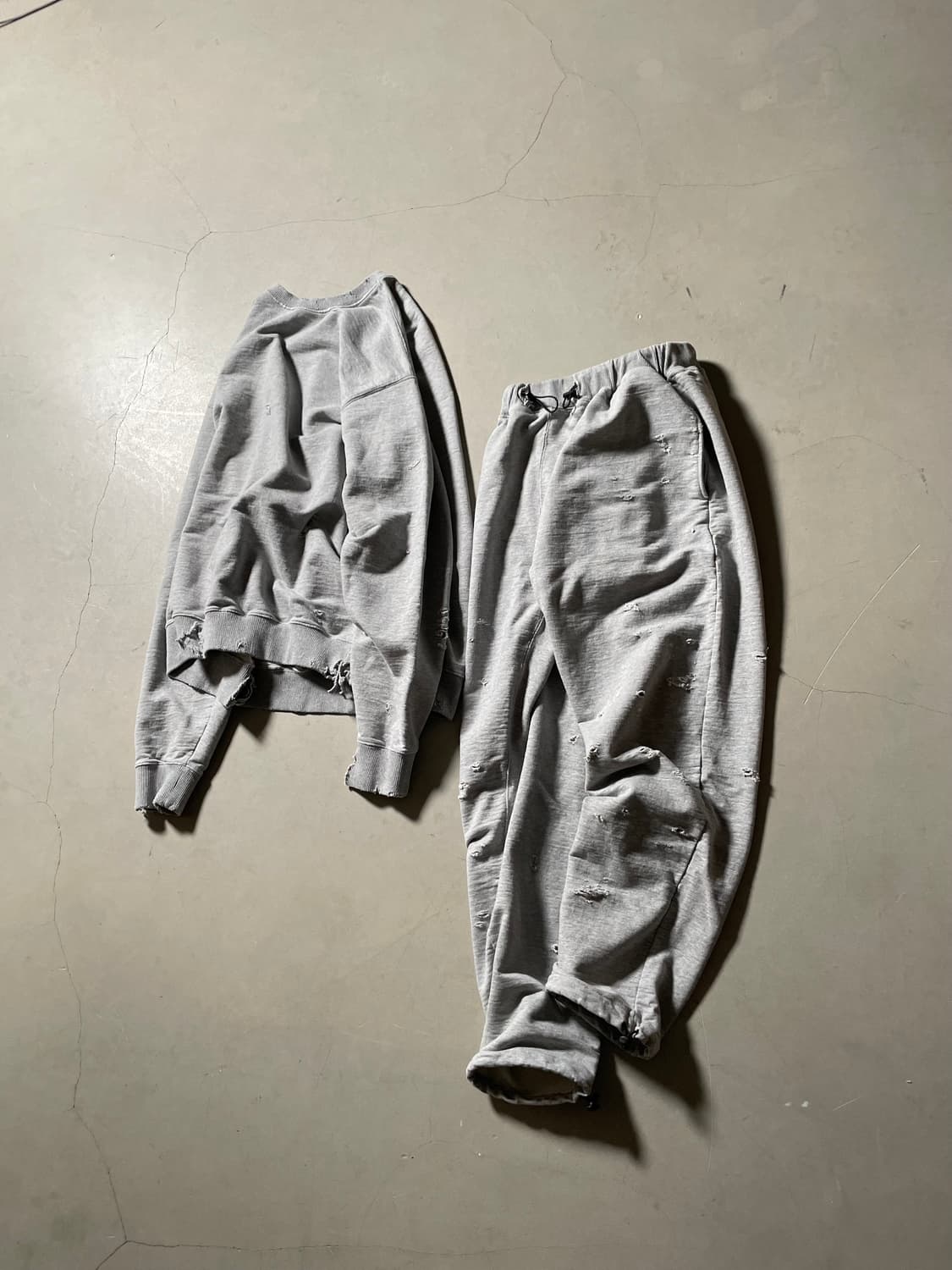 KZ Atelier Distressed Sweat Setup 상품이미지1