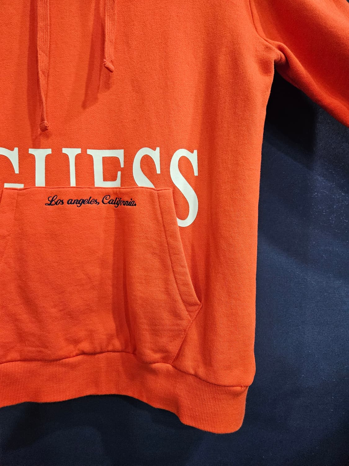 게스 오렌지컬러 남성 100 포켓 후드티  상품이미지6